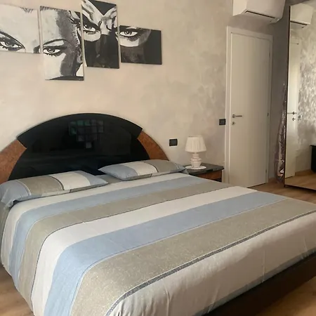 Apartment Blue Lovere